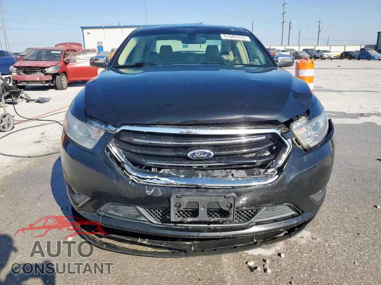 FORD TAURUS 2013 - 1FAHP2F89DG218206