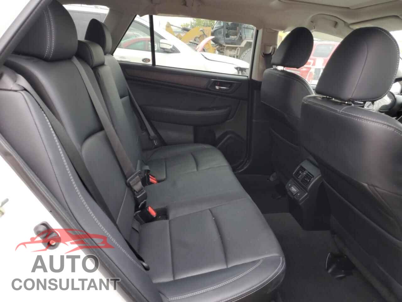 SUBARU OUTBACK 2018 - 4S4BSANC0J3389875