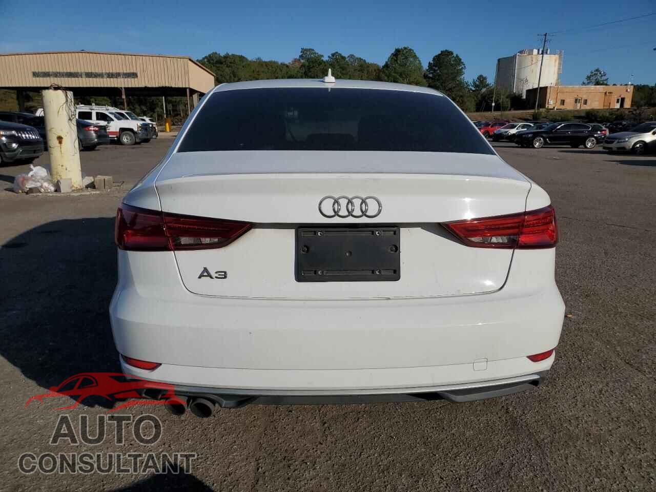 AUDI A3 2017 - WAUAUGFF2H1037504