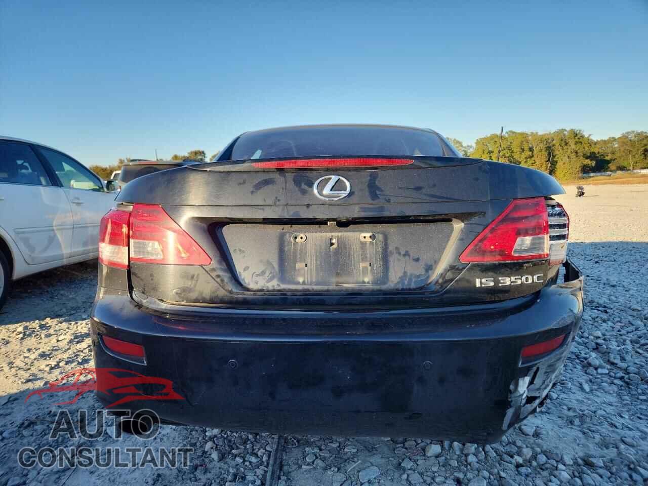 LEXUS IS 2015 - JTHFE2C24F2511565