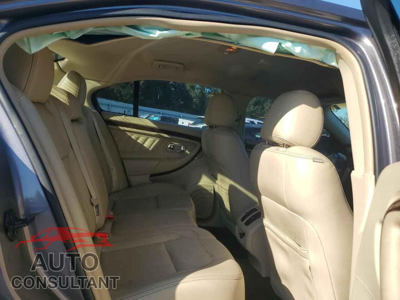 FORD TAURUS 2013 - 1FAHP2F82DG209993