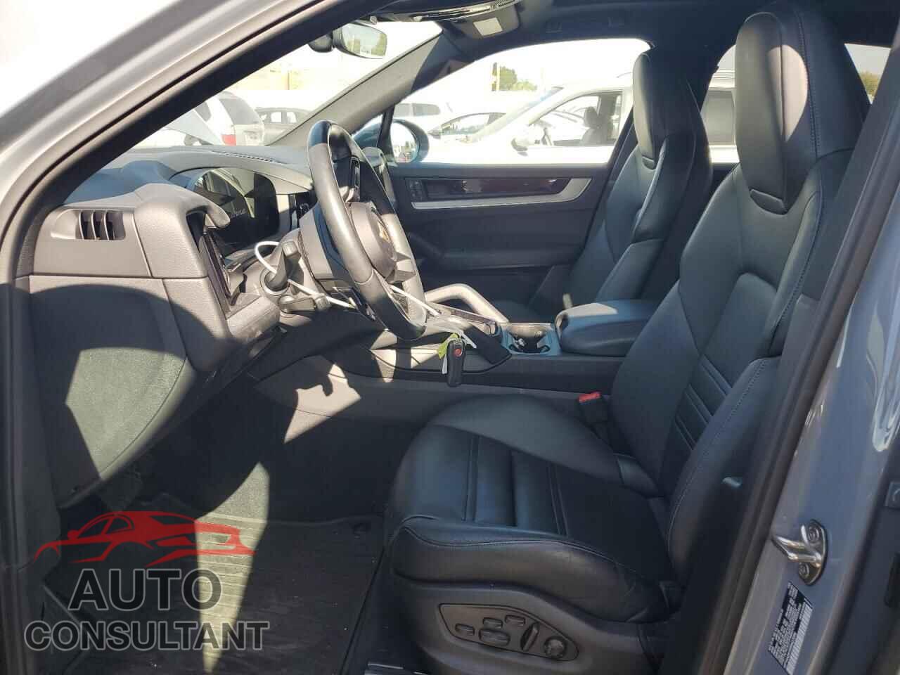 PORSCHE CAYENNE 2024 - WP1AA2AY2RDA07098