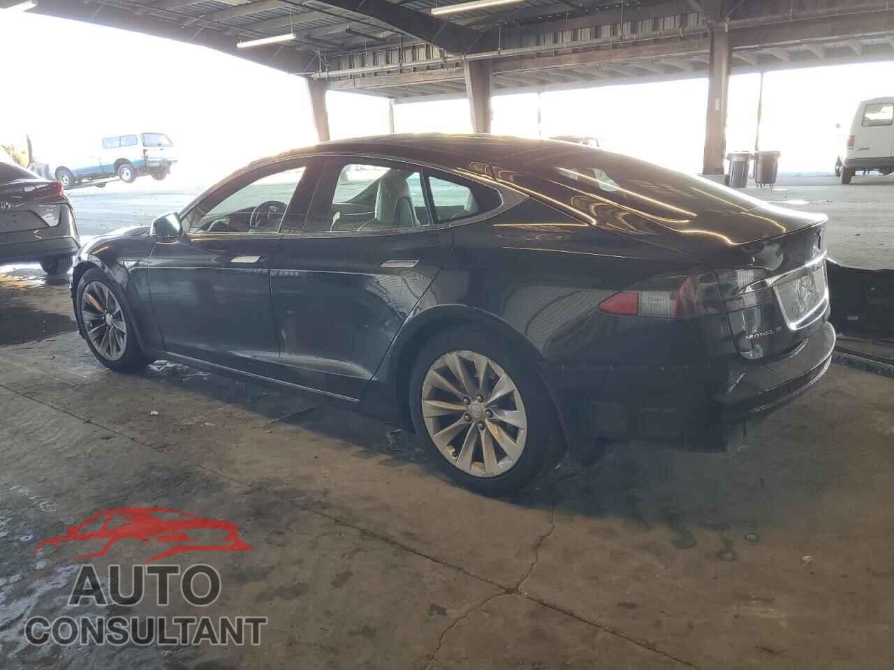 TESLA MODEL S 2016 - 5YJSA1E21GF142827