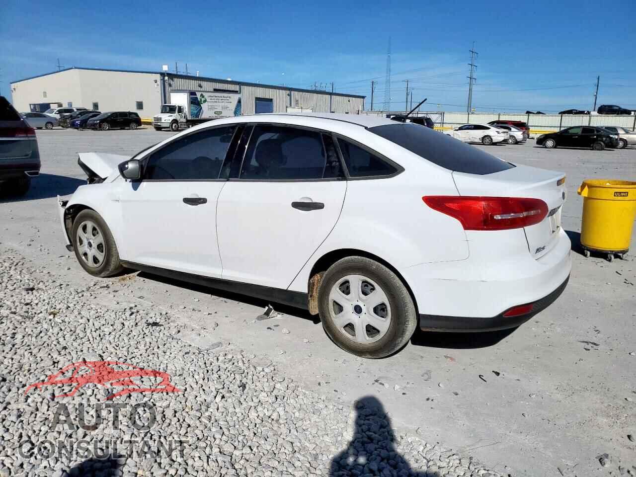 FORD FOCUS 2017 - 1FADP3E26HL276627