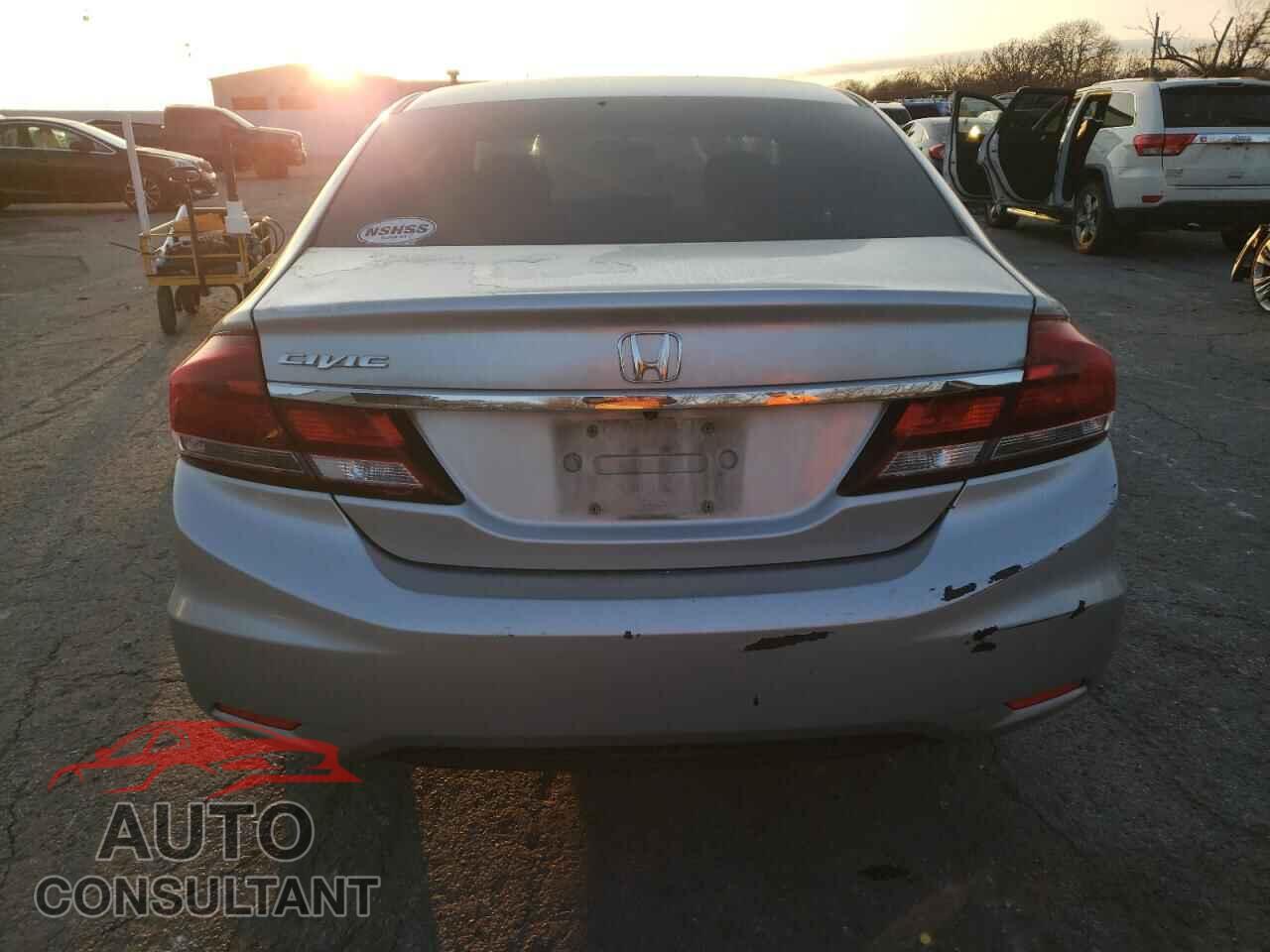 HONDA CIVIC 2015 - 19XFB2F84FE031328