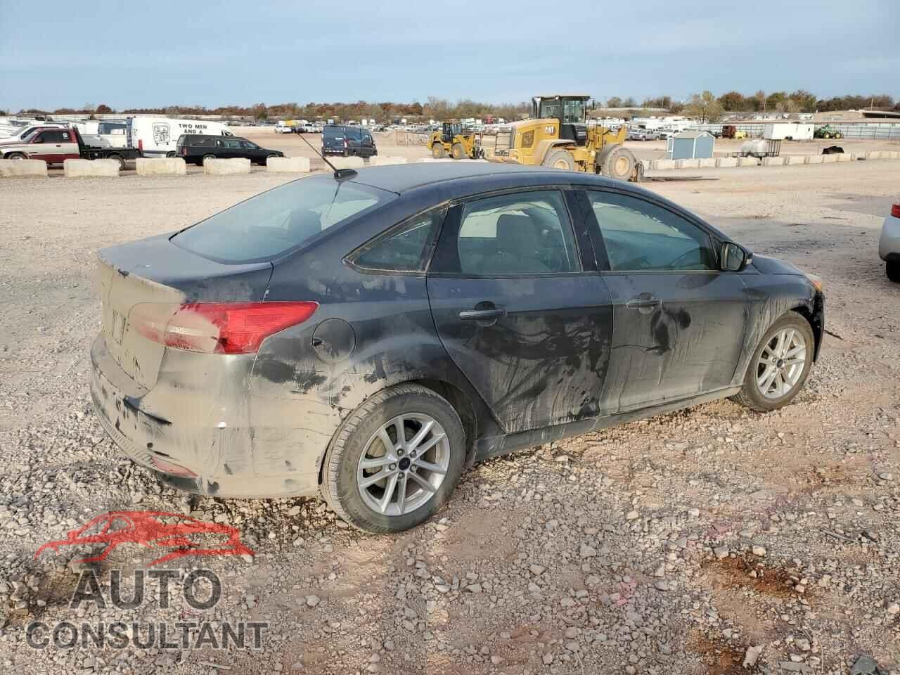 FORD FOCUS 2017 - 1FADP3F23HL300557