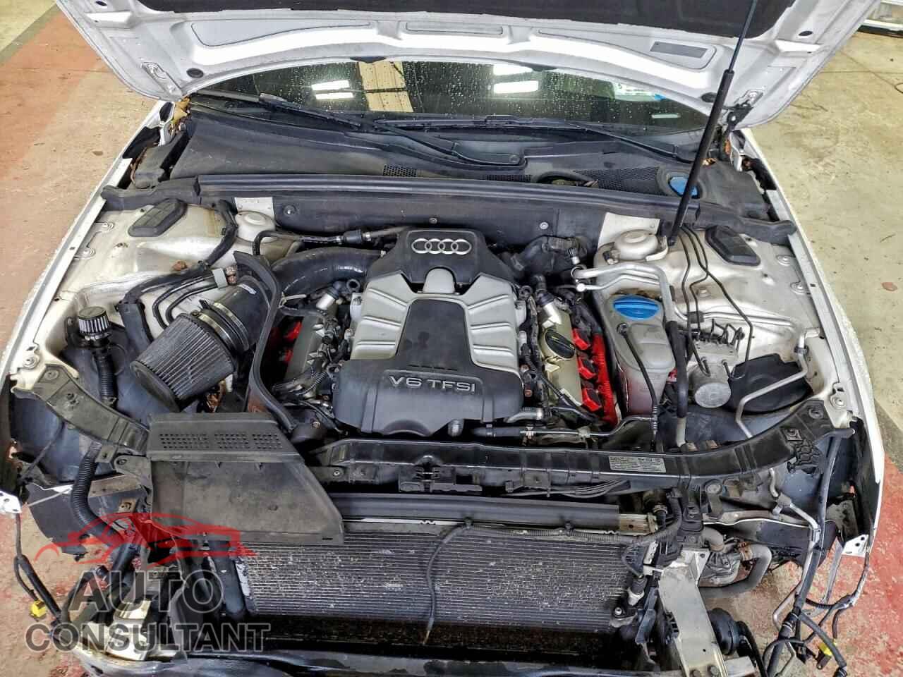 AUDI S4/RS4 2014 - WAUKGBFL6EA026490