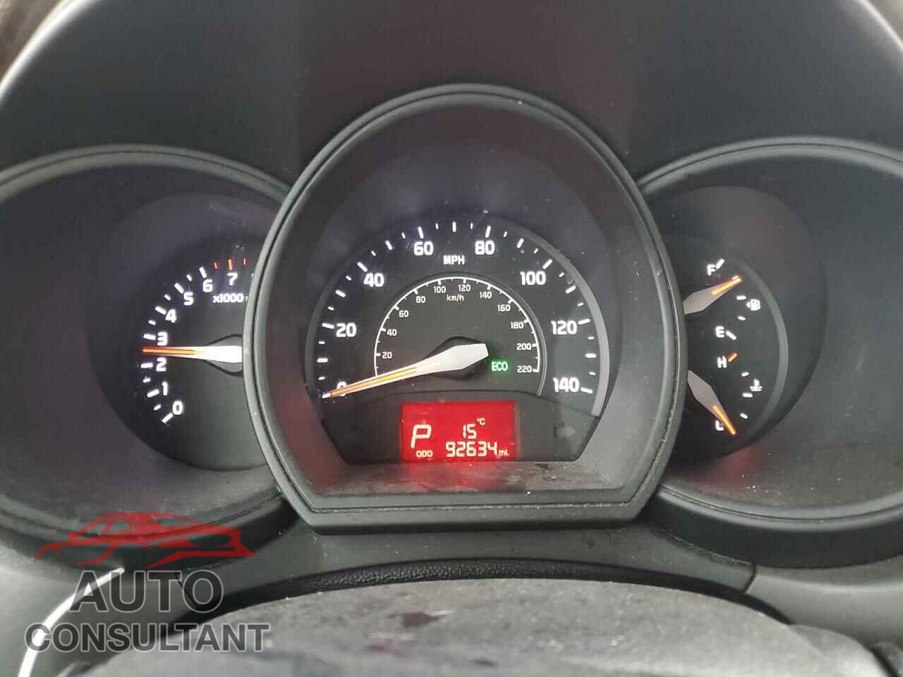 KIA RIO 2014 - KNADN5A39E6405297