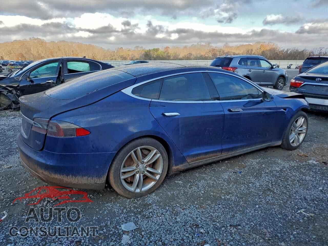TESLA MODEL S 2015 - 5YJSA1E21FF114881