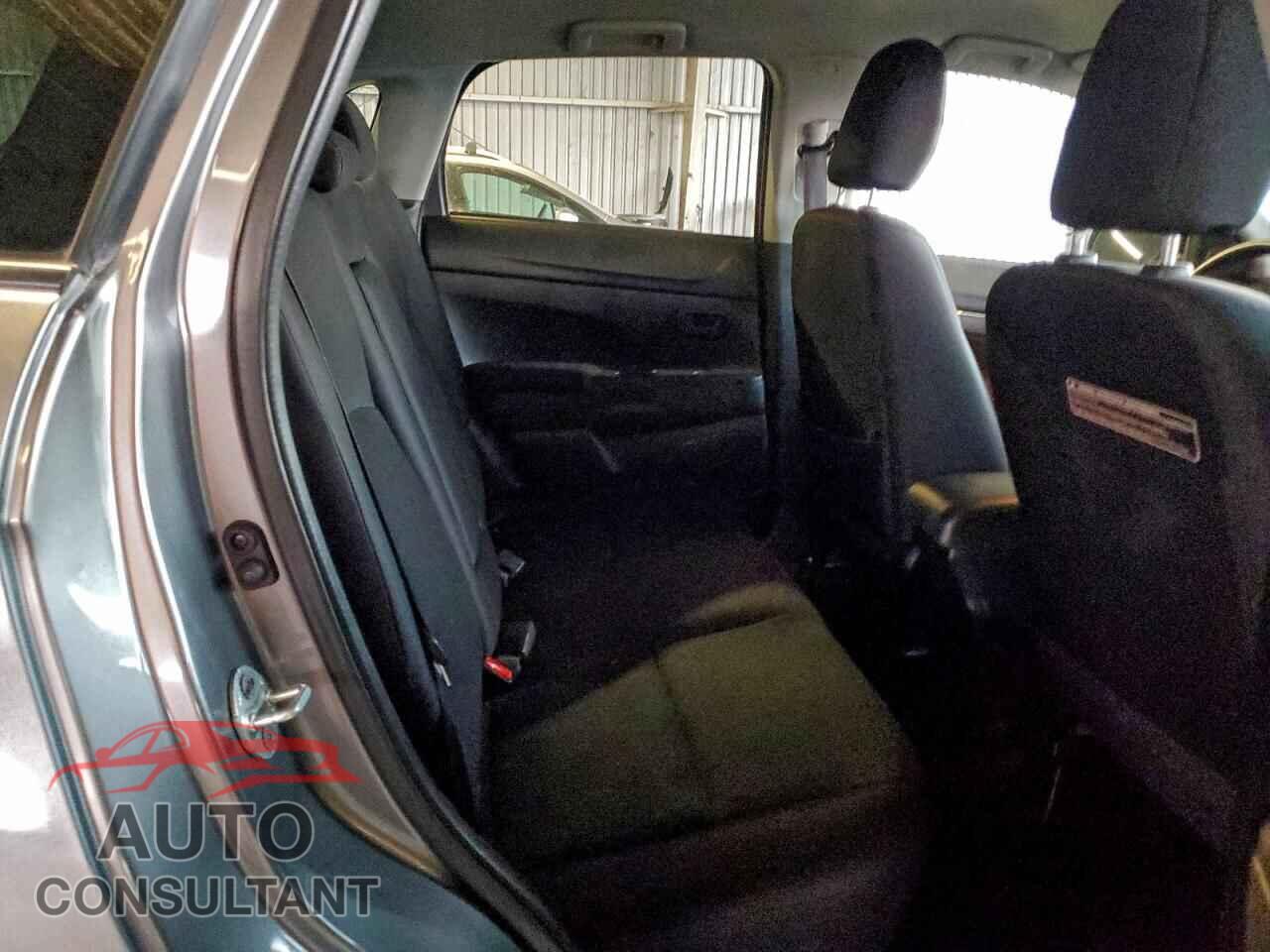 MITSUBISHI OUTLANDER 2014 - 4A4AP3AU3EE010222
