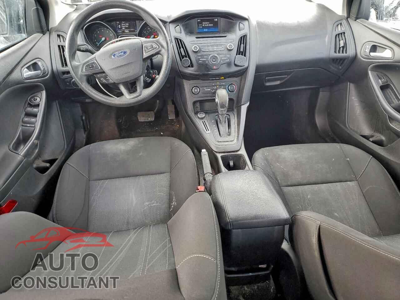 FORD FOCUS 2017 - 1FADP3F27HL243294