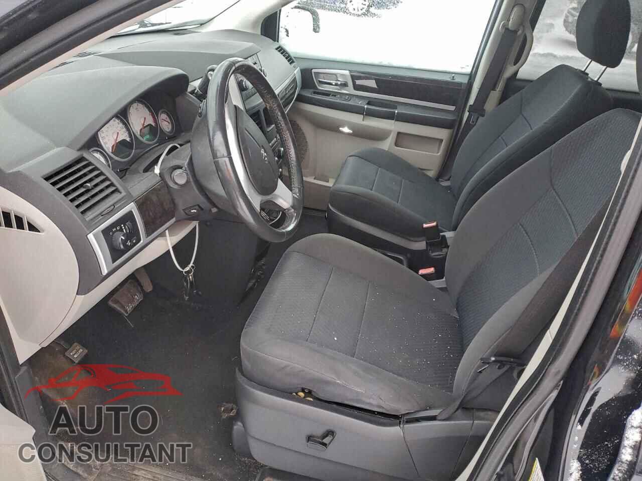 DODGE CARAVAN 2010 - 2D4RN5D11AR112597