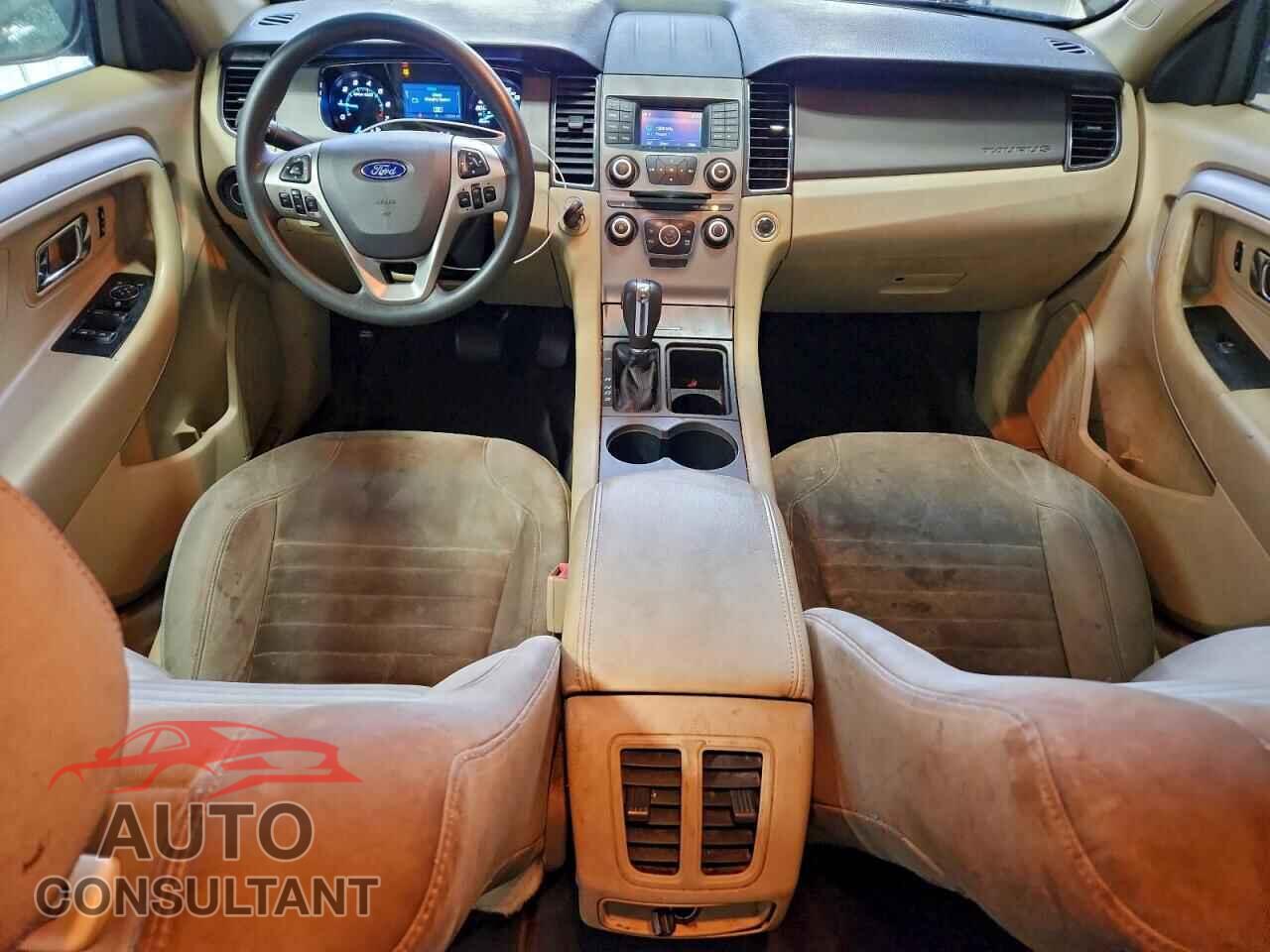 FORD TAURUS 2018 - 1FAHP2D85JG109871