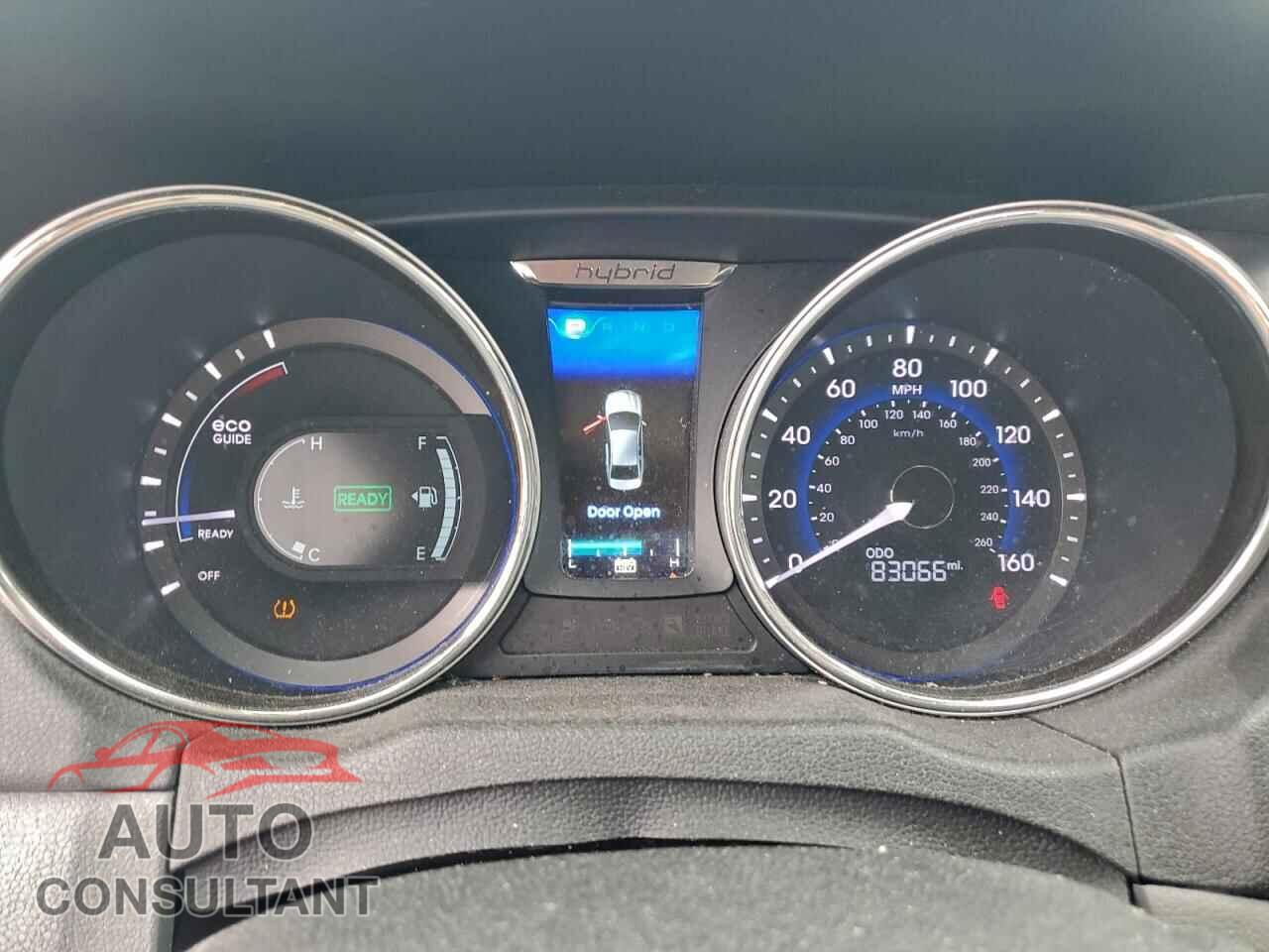 HYUNDAI SONATA 2013 - KMHEC4A49DA068752