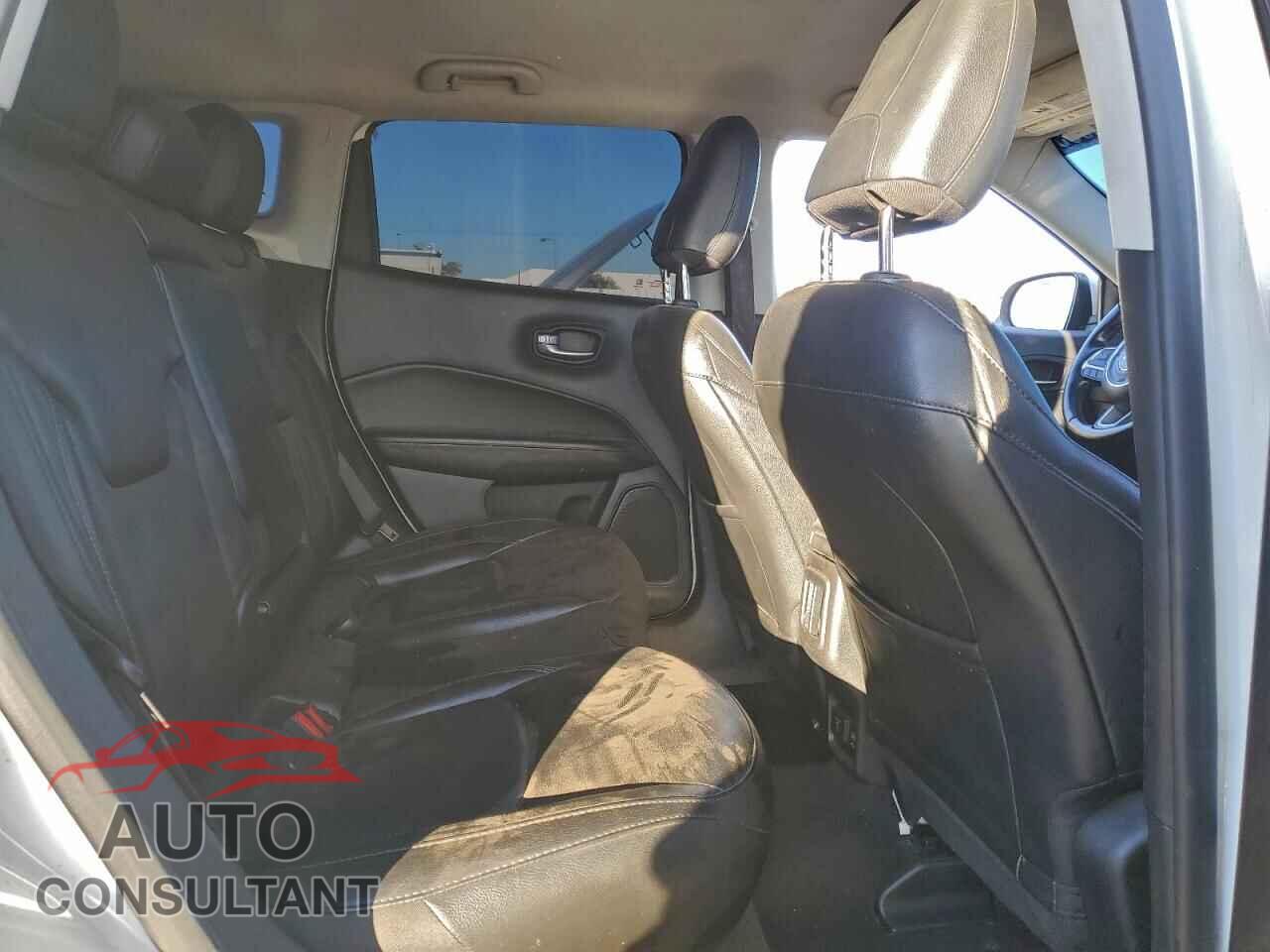JEEP COMPASS 2021 - 3C4NJCCB6MT573351
