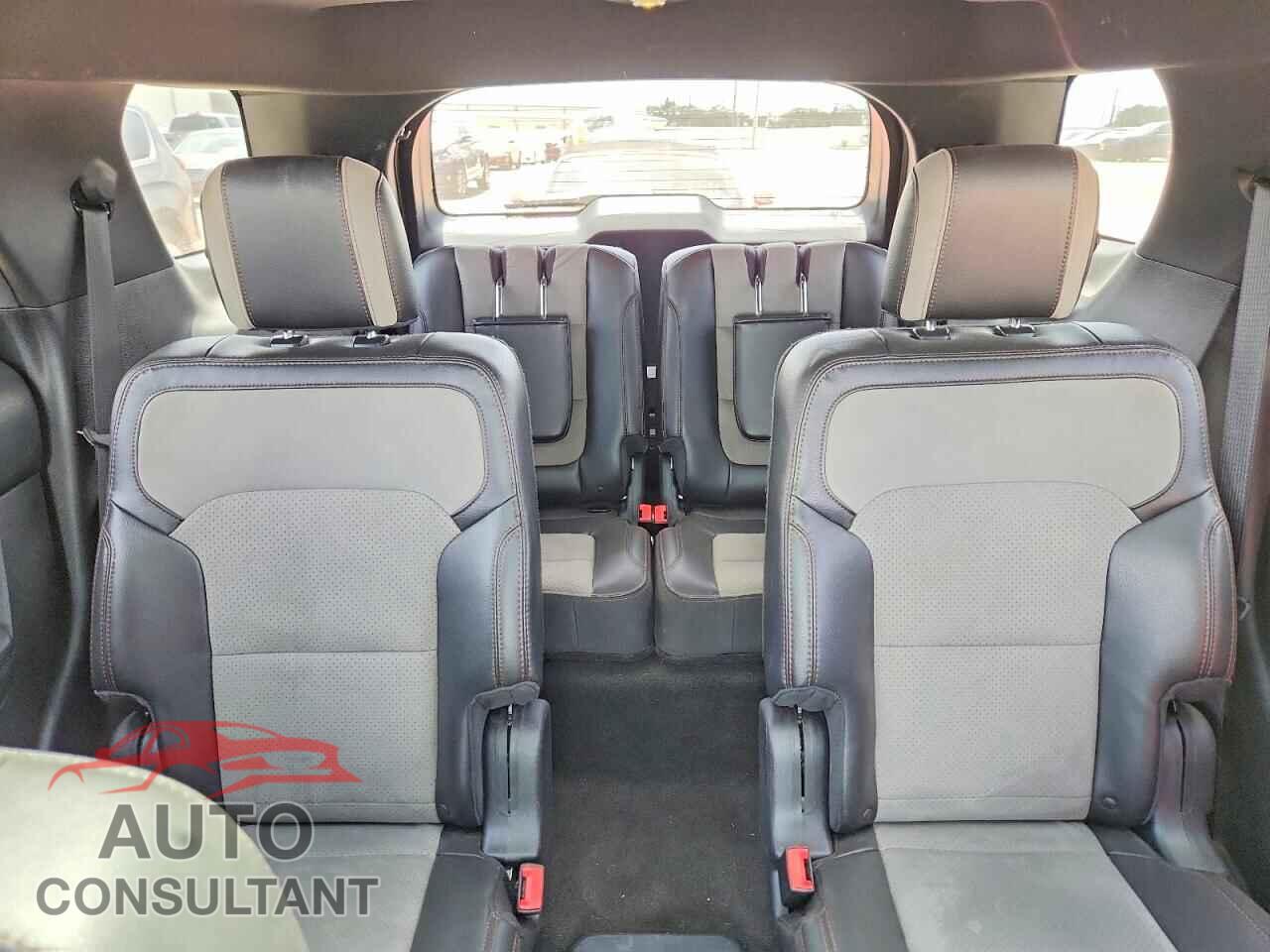 FORD EXPLORER 2017 - 1FM5K7D81HGE22737