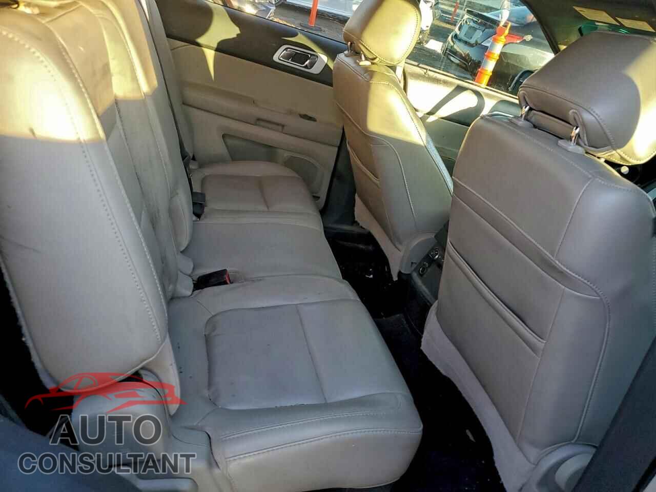 FORD EXPLORER 2013 - 1FM5K7D89DGA10382