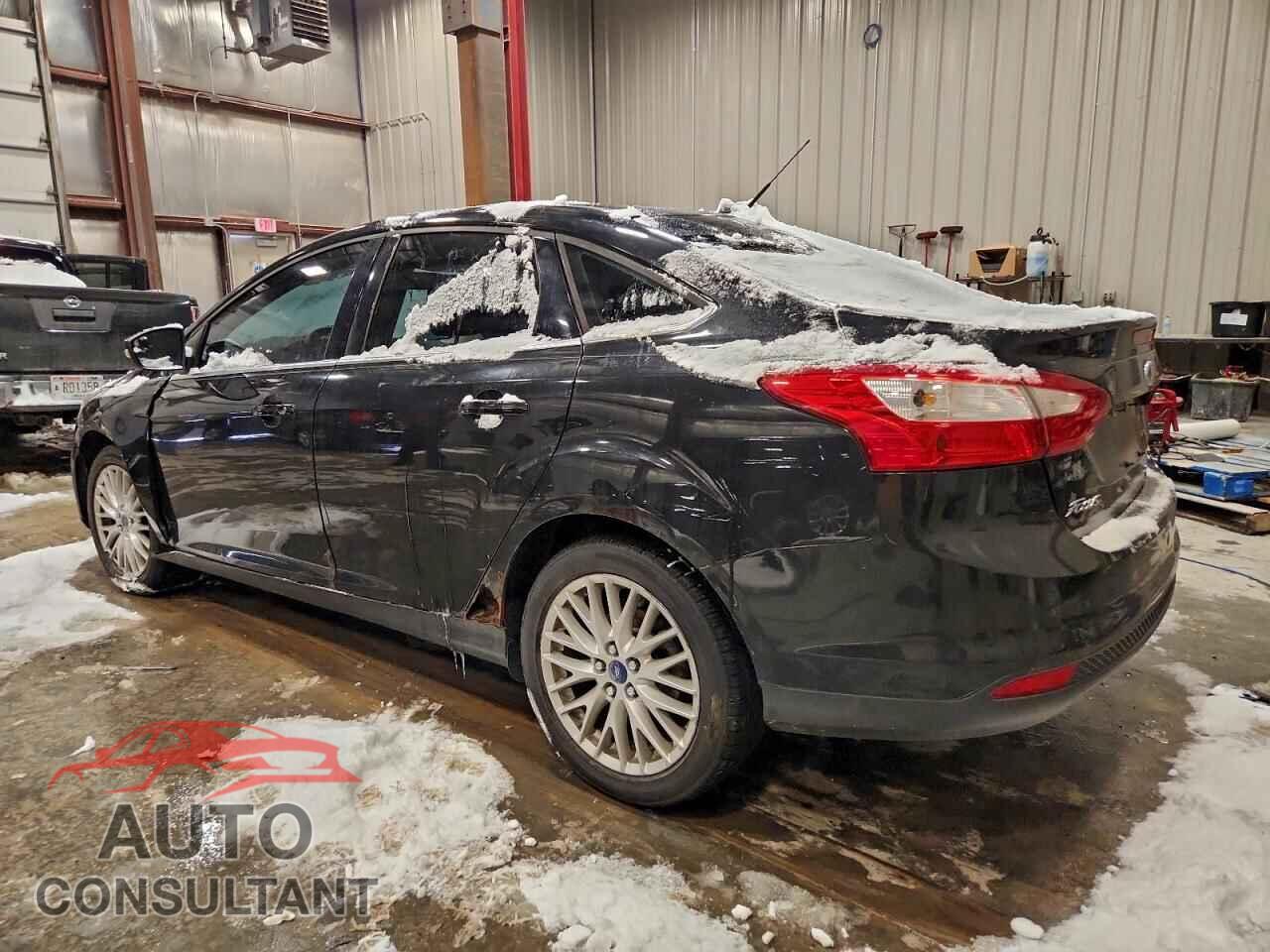 FORD FOCUS 2012 - 1FAHP3H25CL128846