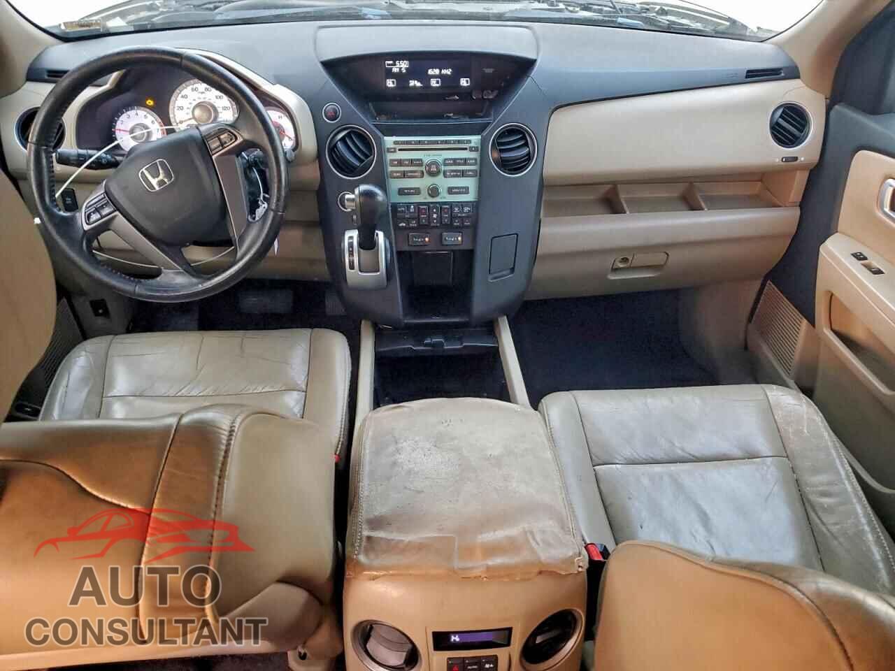 HONDA PILOT 2011 - 5FNYF4H52BB011711