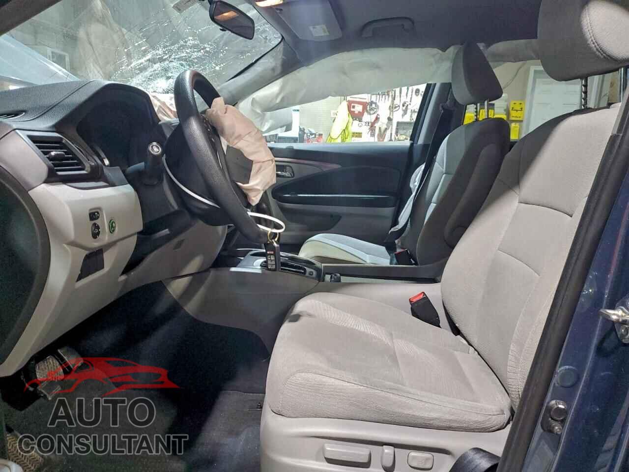 HONDA PILOT 2018 - 5FNYF6H34JB035372