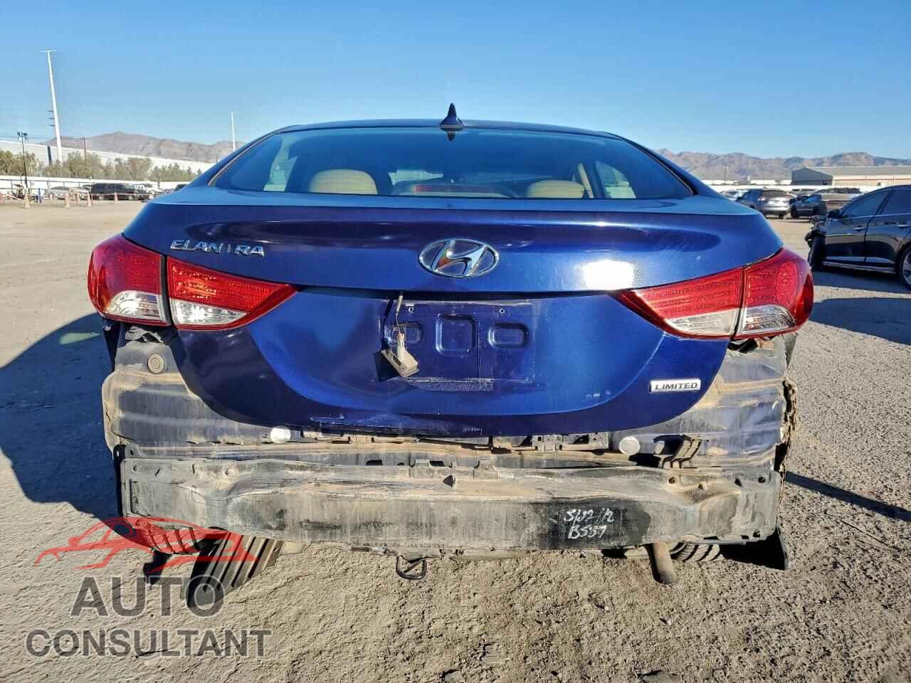 HYUNDAI ELANTRA 2013 - 5NPDH4AE7DH191663