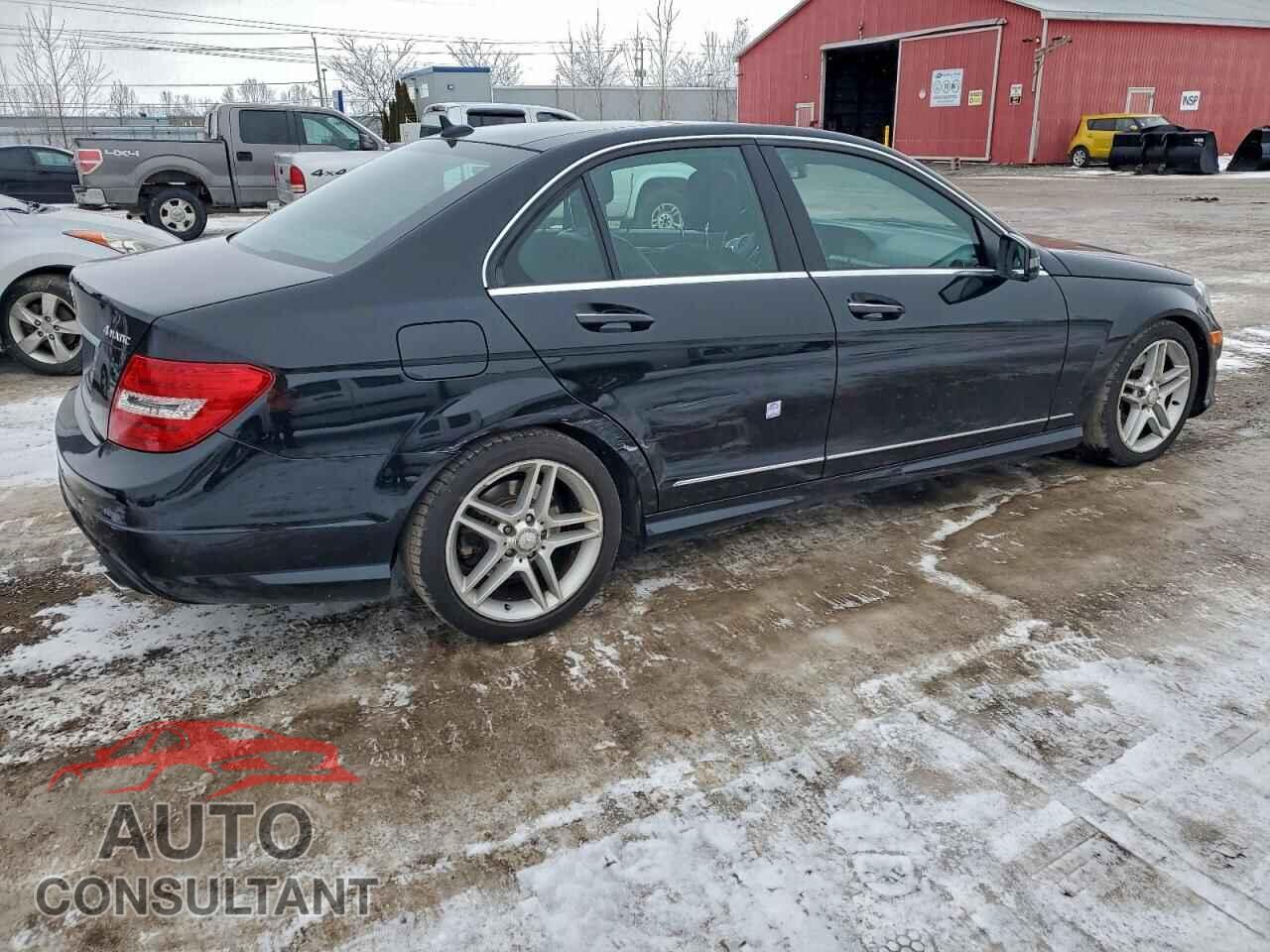 MERCEDES-BENZ C-CLASS 2012 - WDDGF8BB6CA604232