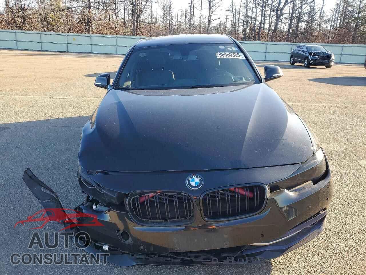 BMW 3 SERIES 2016 - WBA8E3G58GNU02429