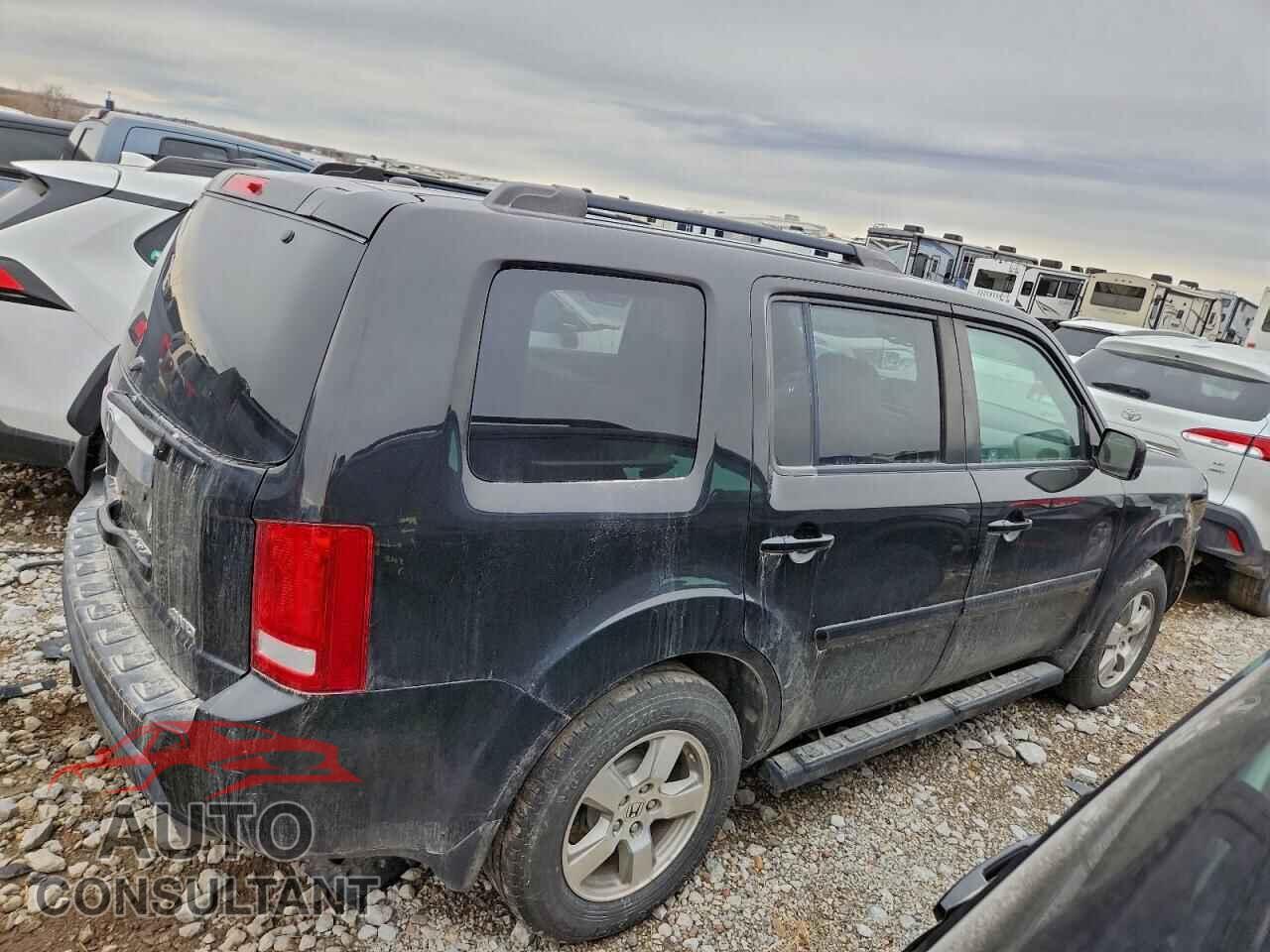 HONDA PILOT 2011 - 5FNYF4H77BB003539
