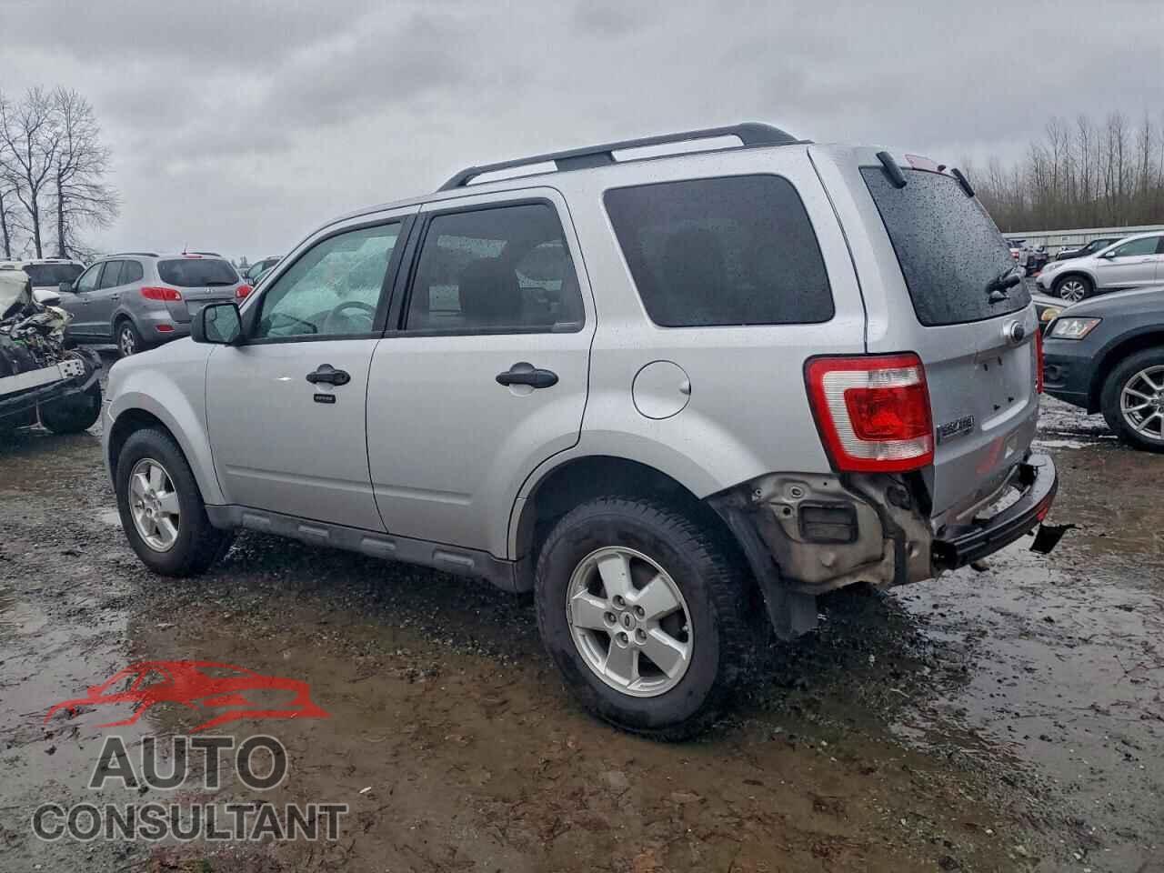 FORD ESCAPE 2011 - 1FMCU9DG3BKB99030