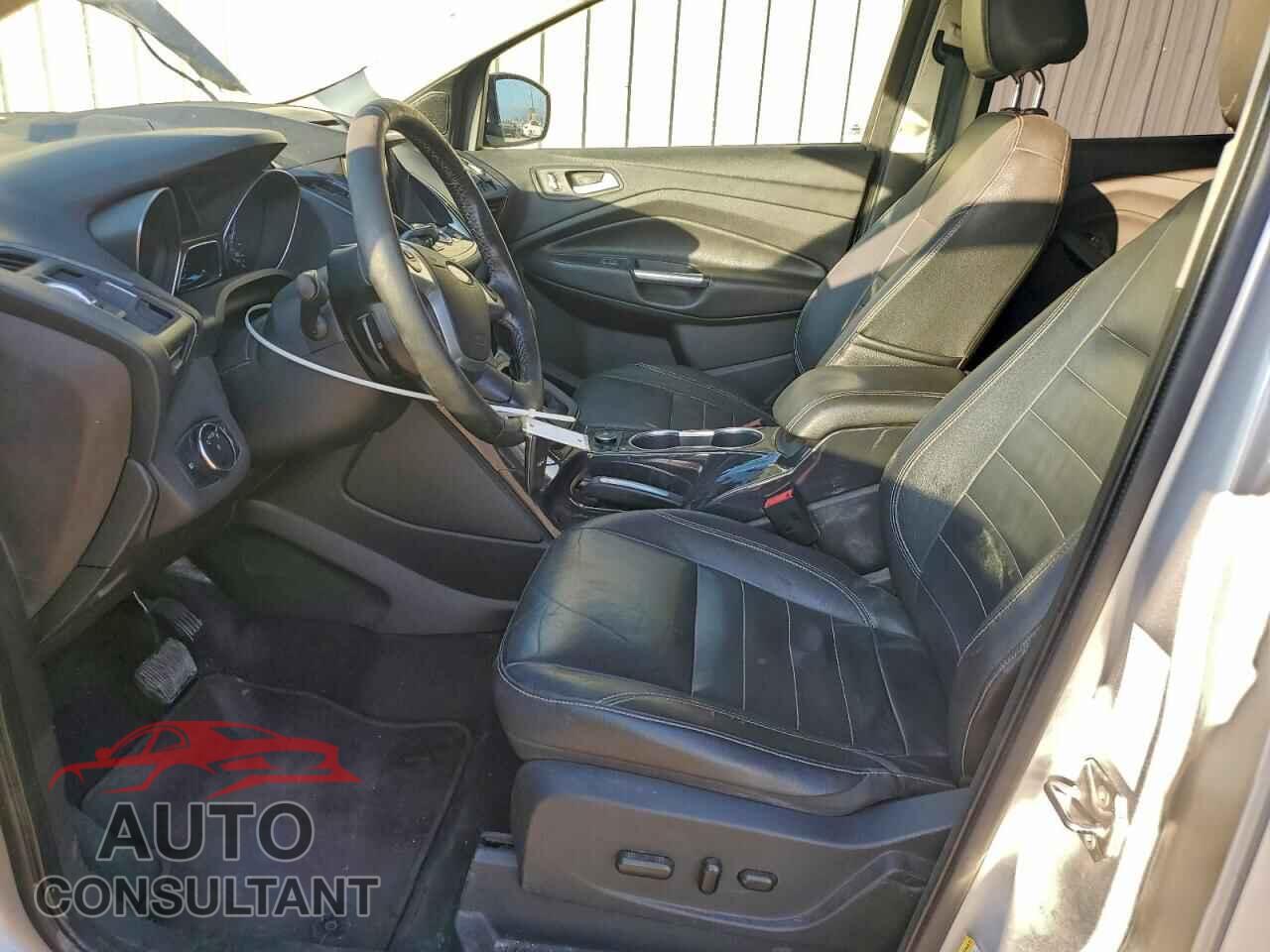 FORD ESCAPE 2014 - 1FMCU0J96EUC67847