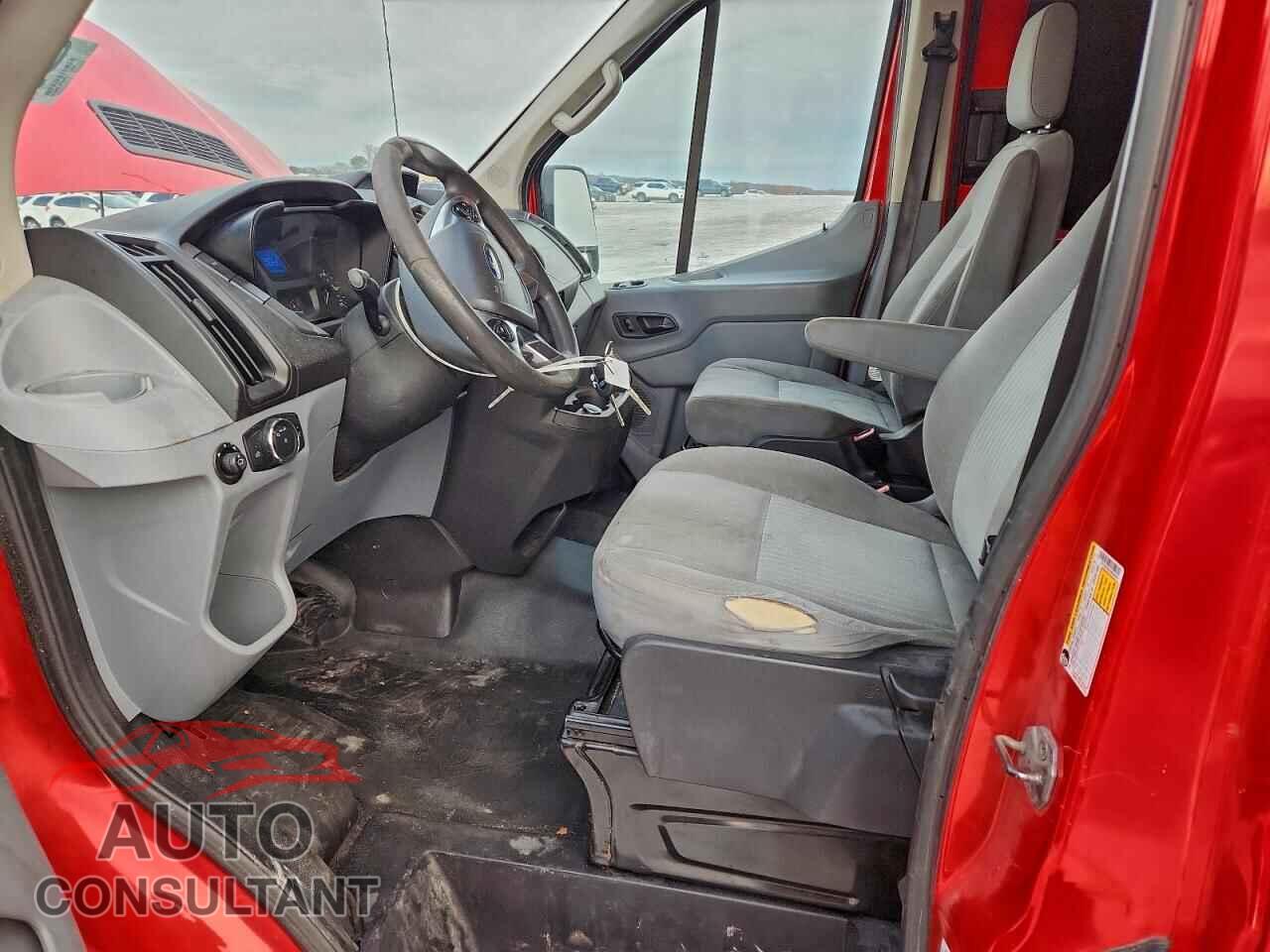 FORD TRANSIT 2019 - 1FTYR2CM7KKB38063