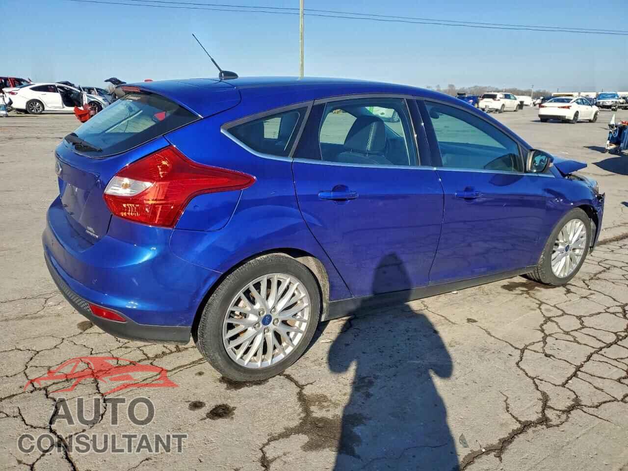 FORD FOCUS 2012 - 1FAHP3M25CL420096