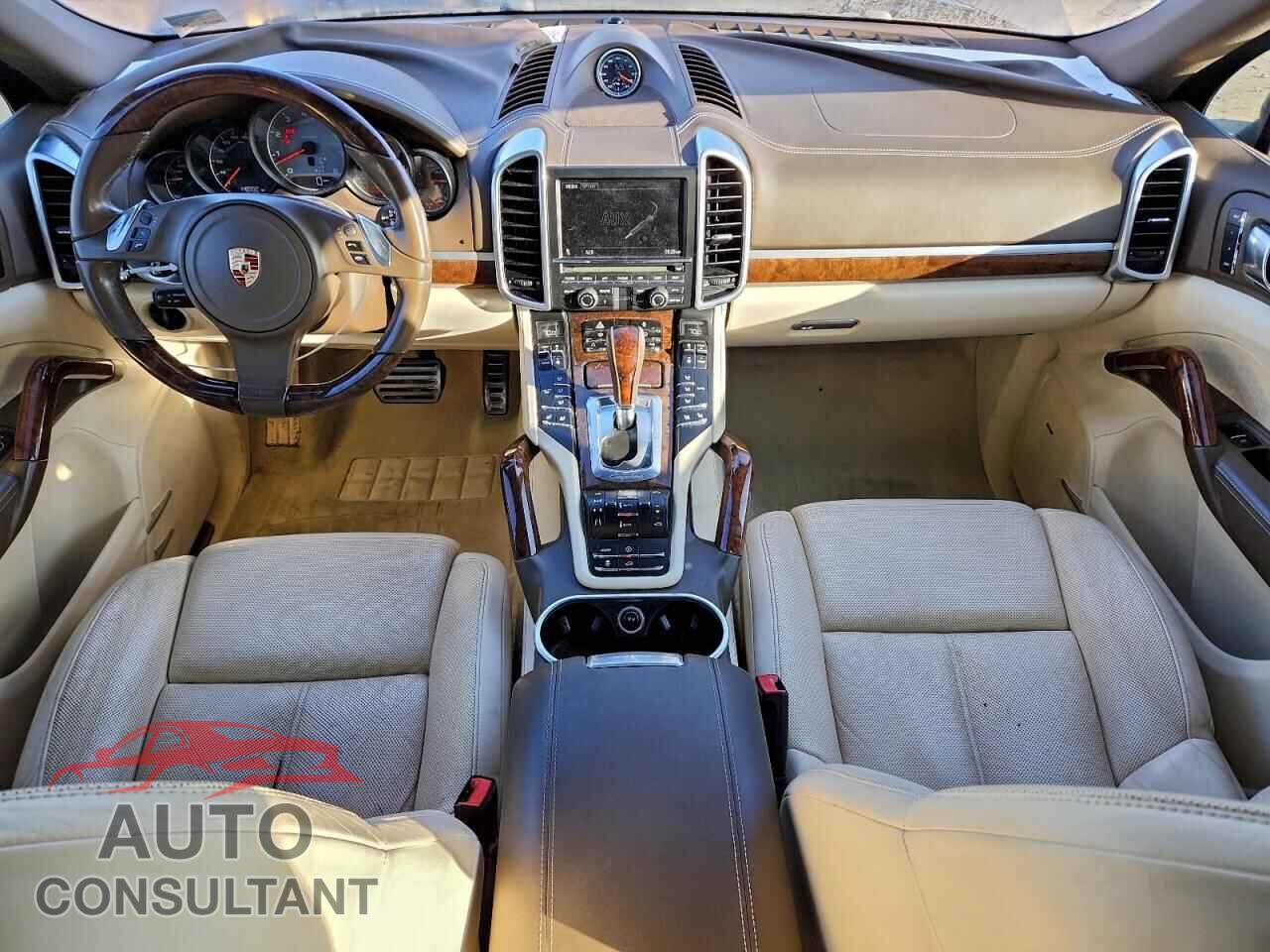 PORSCHE CAYENNE 2012 - WP1AB2A28CLA45344