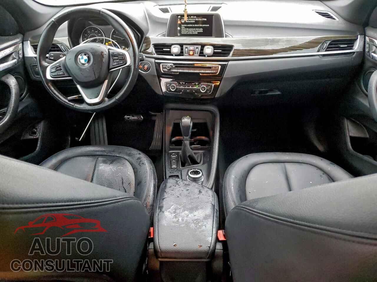 BMW X1 2017 - WBXHT3C34H5F83517