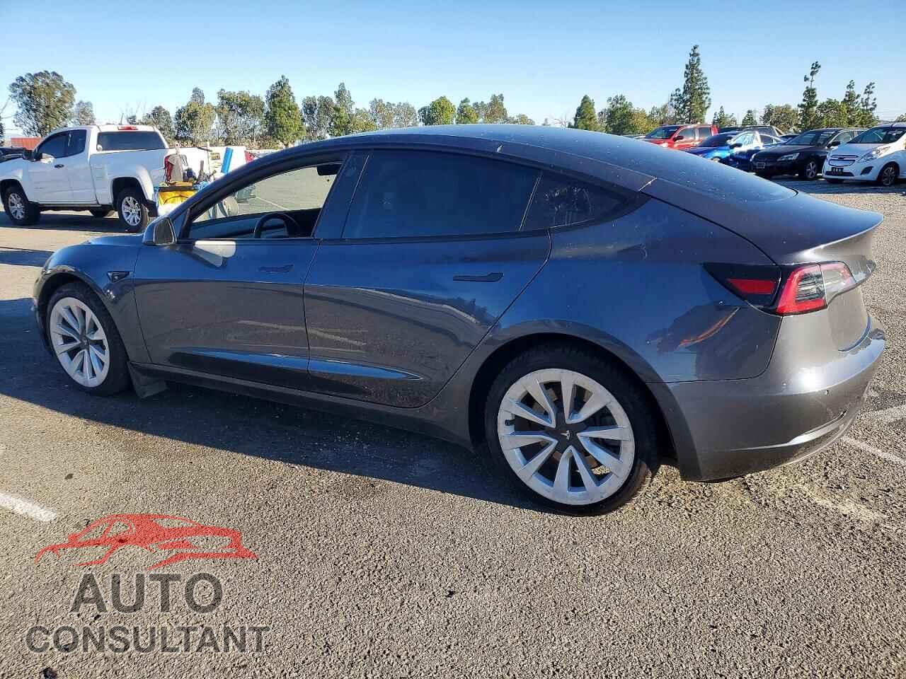 TESLA MODEL 3 2022 - 5YJ3E1EA6NF374837