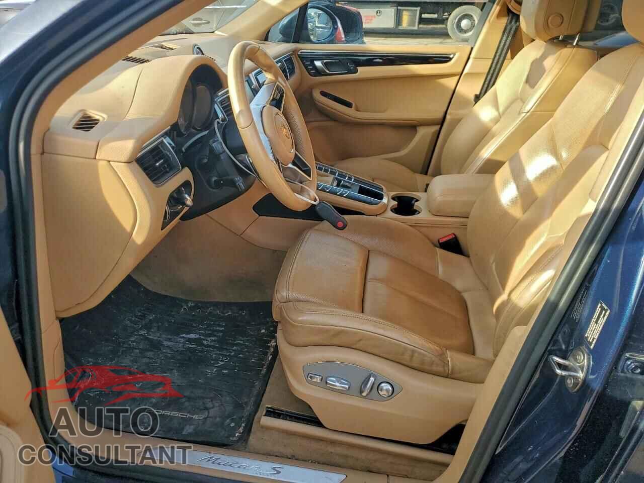 PORSCHE MACAN 2015 - WP1AB2A56FLB61785