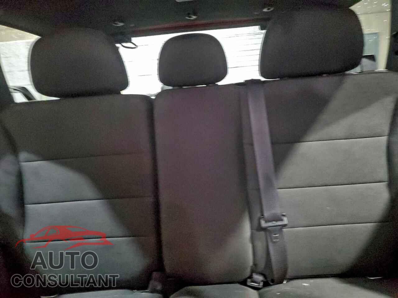 FORD ESCAPE 2011 - 1FMCU9DG1BKA77833