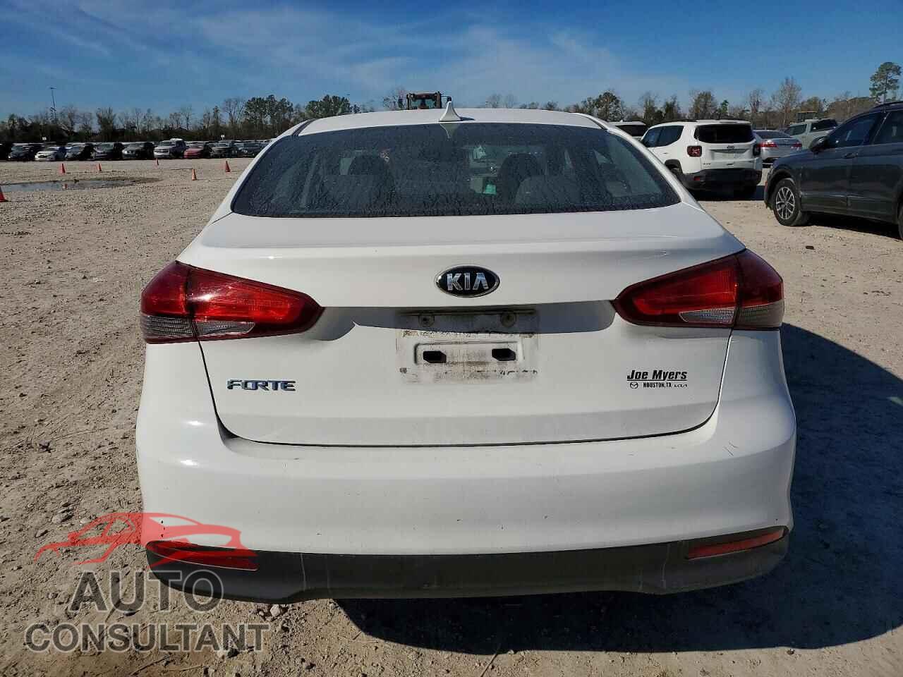 KIA FORTE 2017 - 3KPFK4A76HE074873