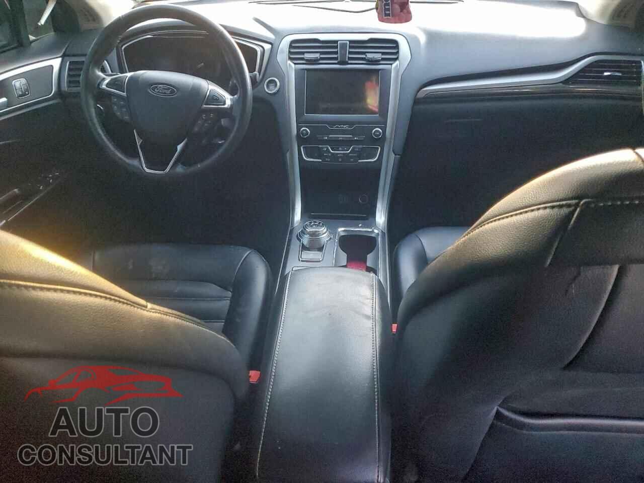 FORD FUSION 2020 - 3FA6P0CD9LR196163