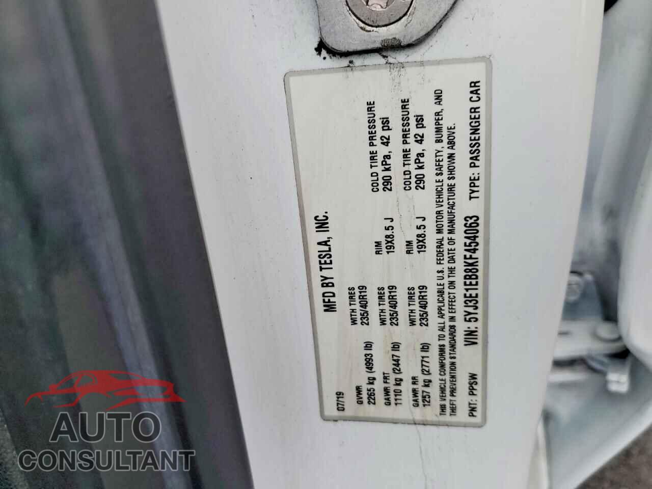 TESLA MODEL 3 2019 - 5YJ3E1EB8KF454063
