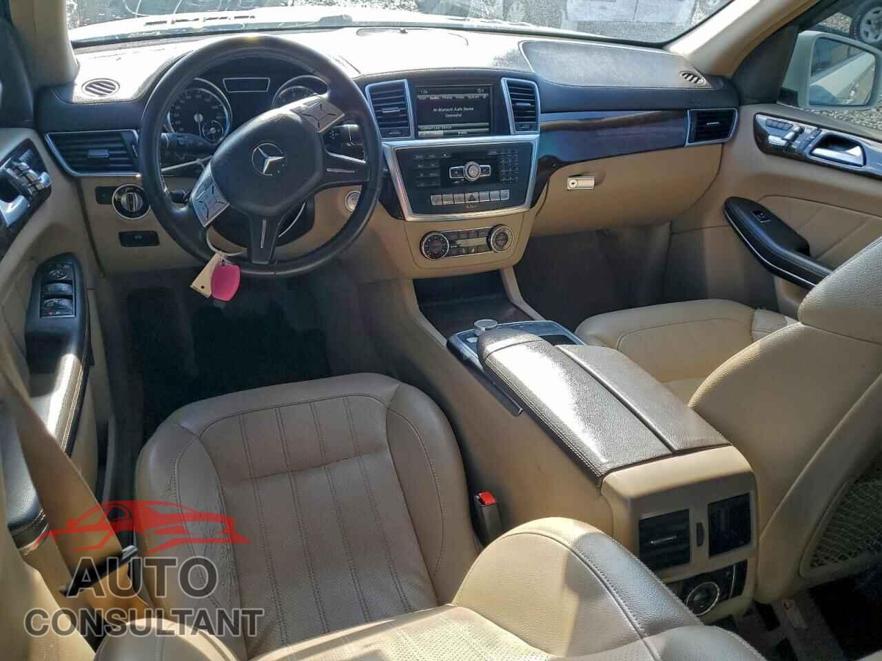 MERCEDES-BENZ GL-CLASS 2013 - 4JGDF7CE0DA175358