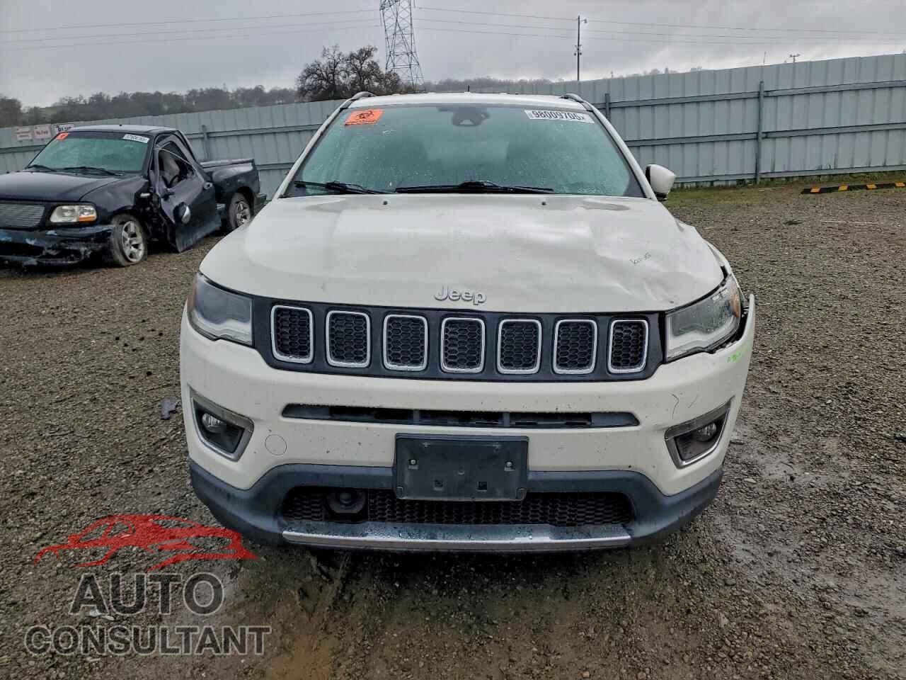 JEEP COMPASS 2018 - 3C4NJCCB8JT406808