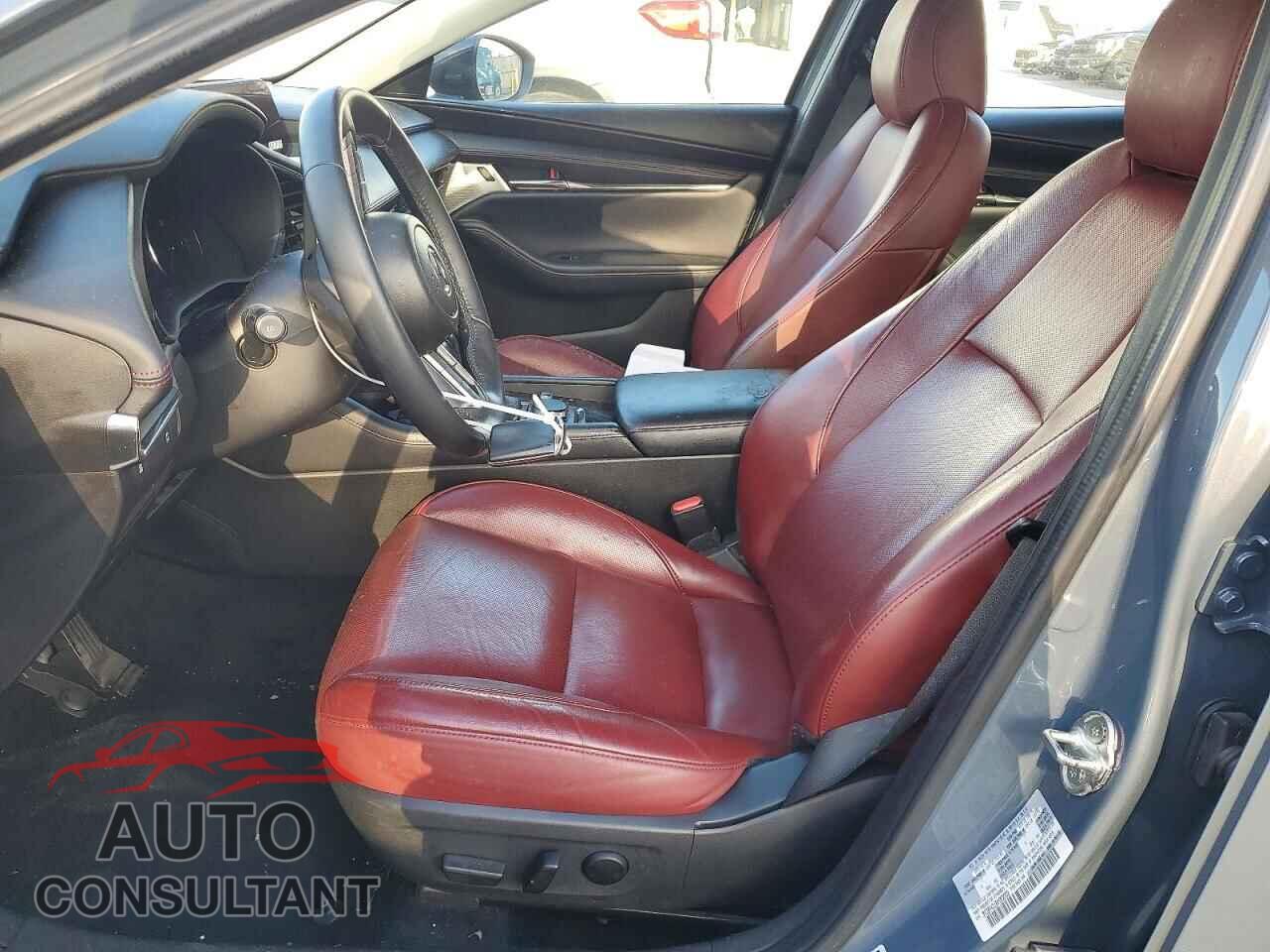 MAZDA 3 2022 - 3MZBPACL9NM302002