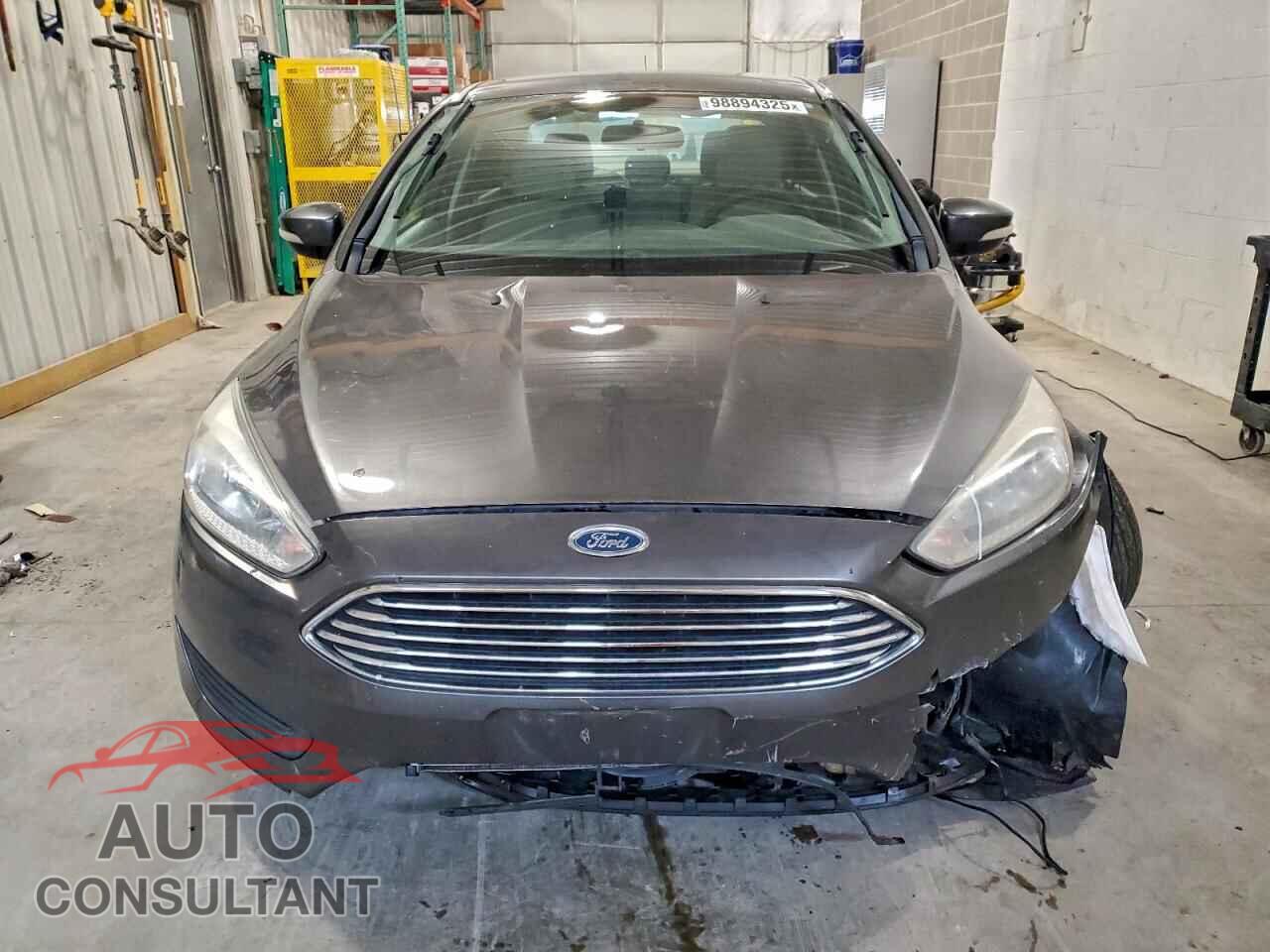 FORD FOCUS 2015 - 1FADP3F29FL221939