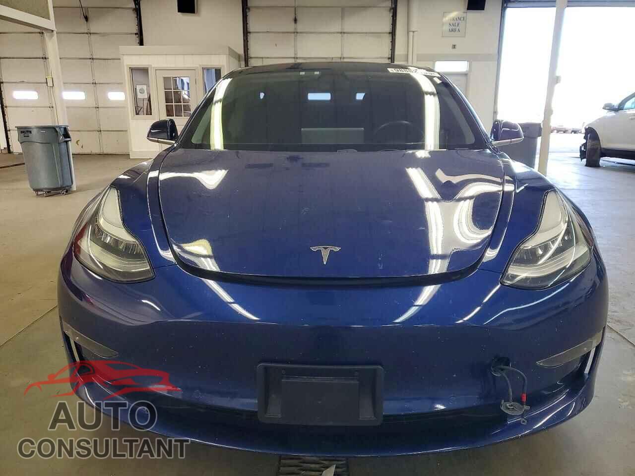 TESLA MODEL 3 2018 - 5YJ3E1EB0JF120365