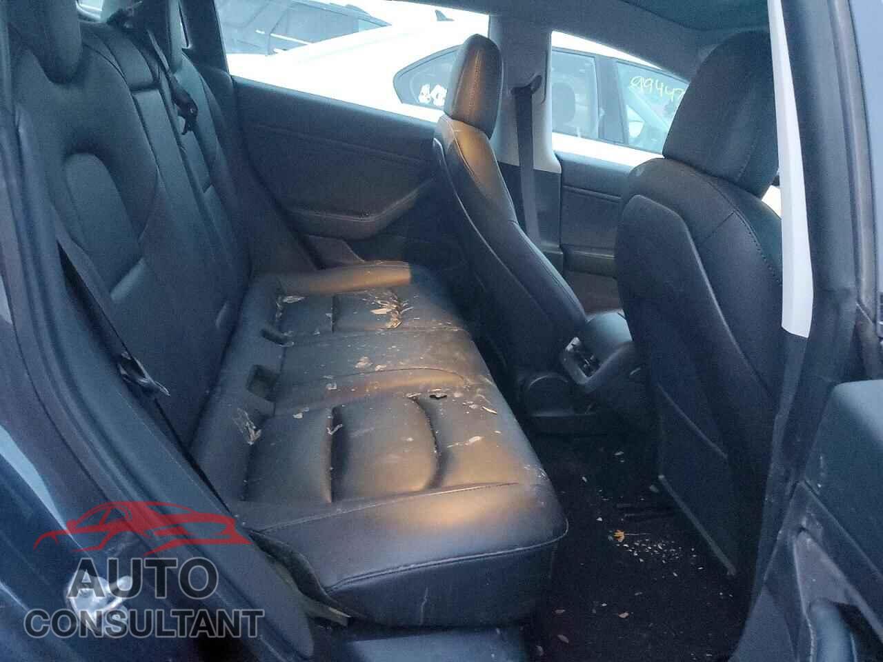 TESLA MODEL 3 2020 - 5YJ3E1EB2LF663607