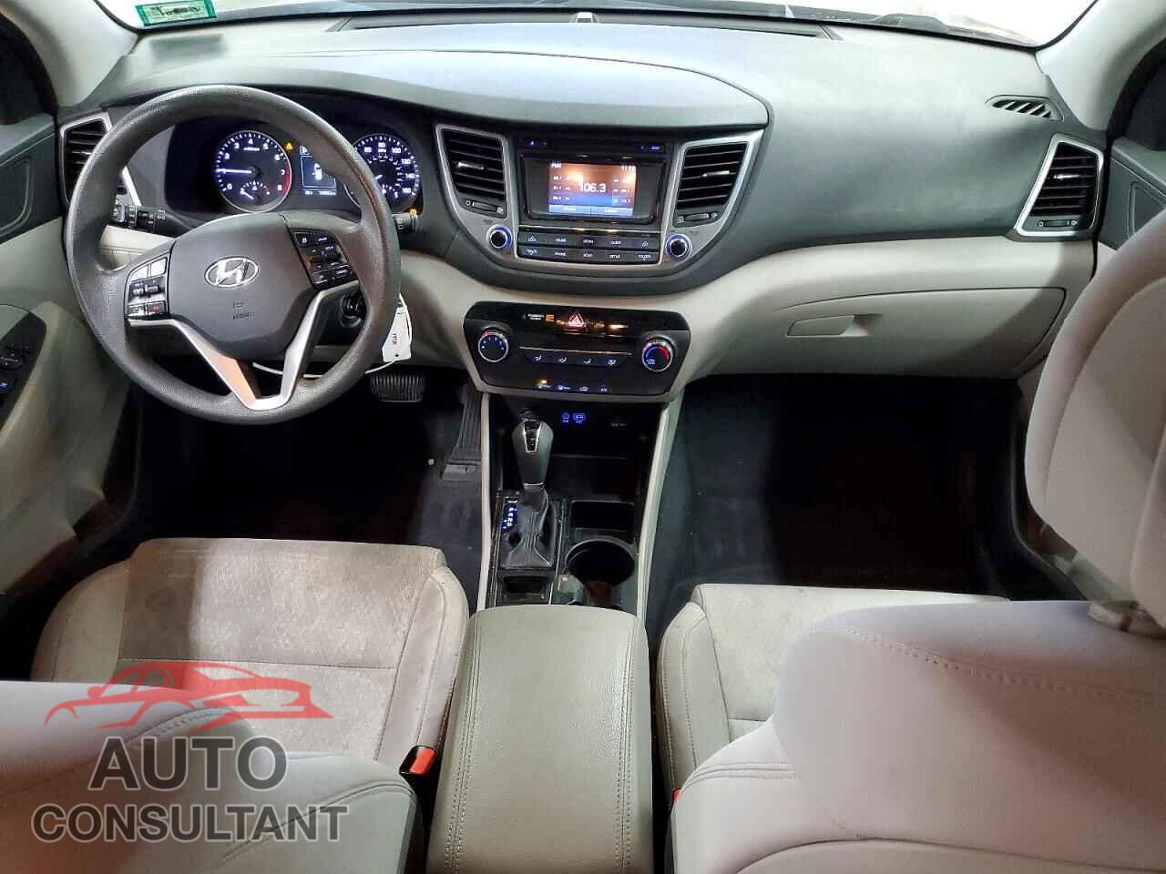 HYUNDAI TUCSON 2017 - KM8J3CA41HU444650