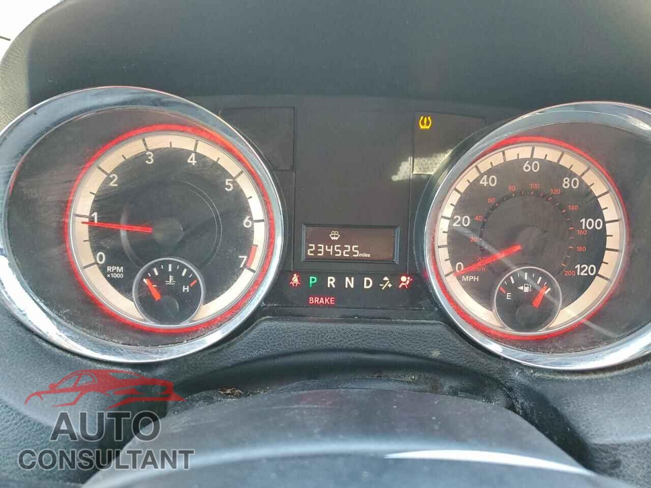 DODGE CARAVAN 2013 - 2C4RDGCG2DR770676