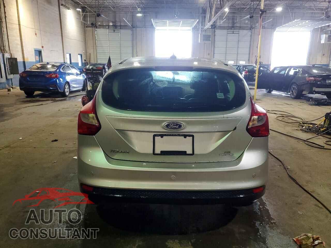 FORD FOCUS 2014 - 1FADP3K20EL148853