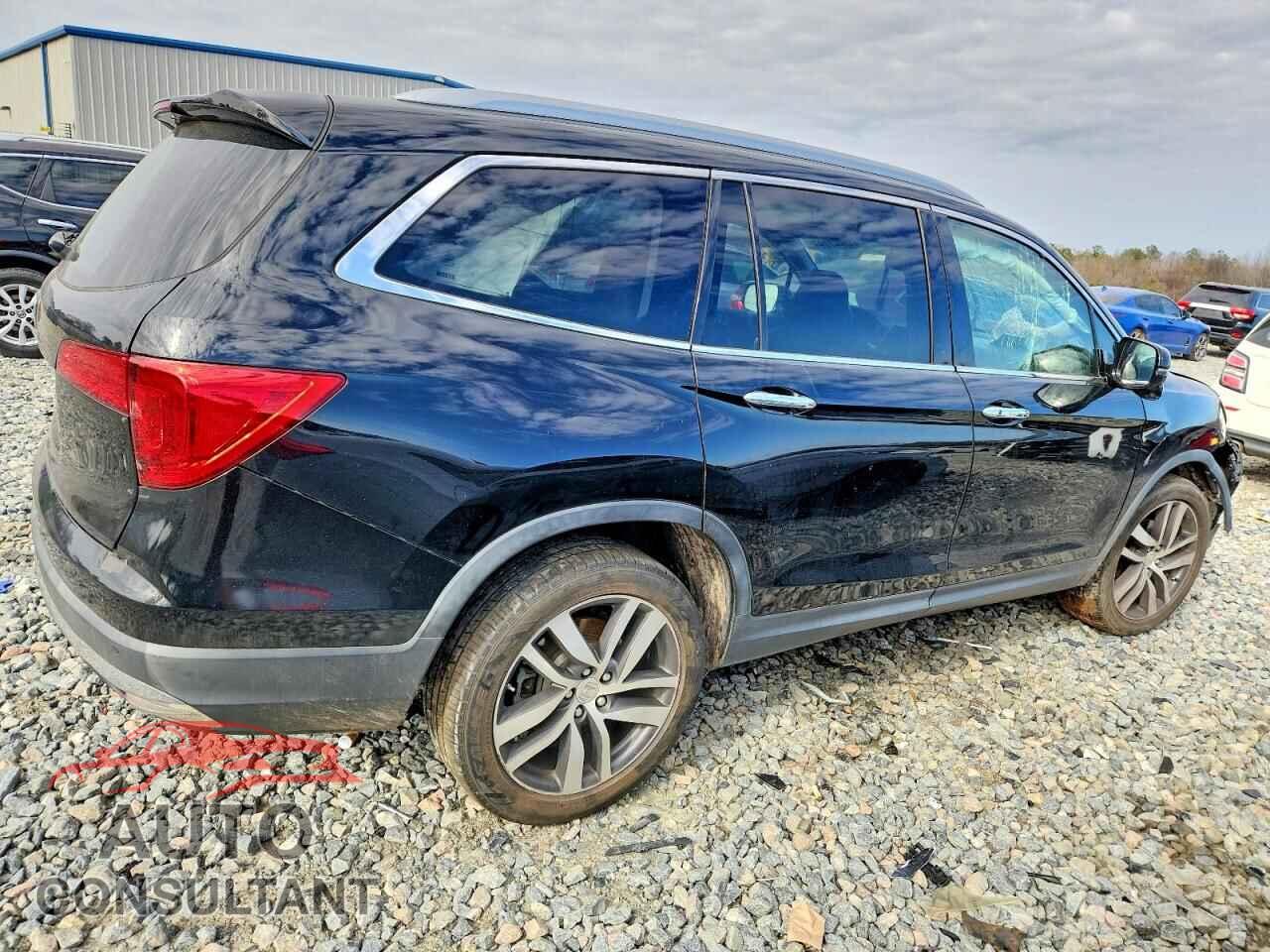 HONDA PILOT 2017 - 5FNYF5H98HB045671